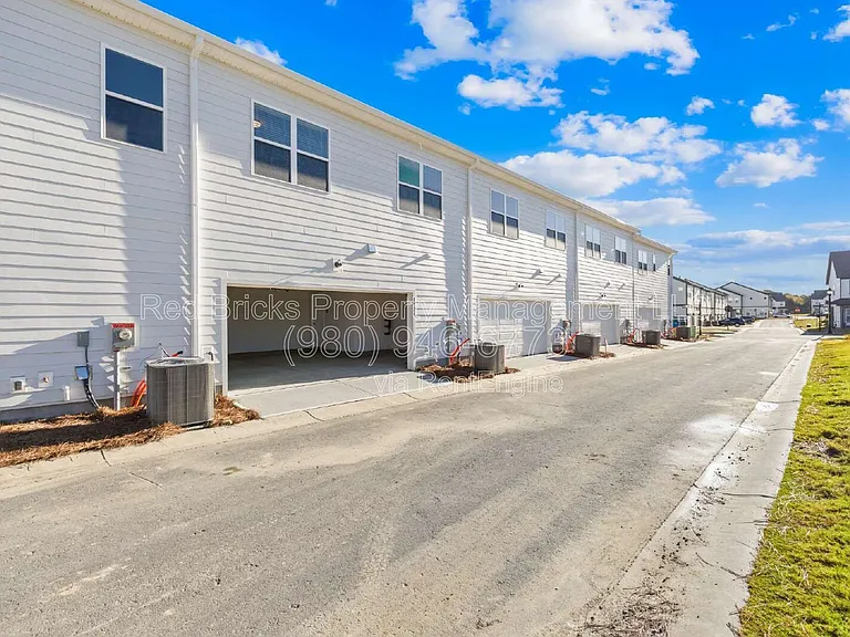 8924 Connover Hall Ave — Photo 24