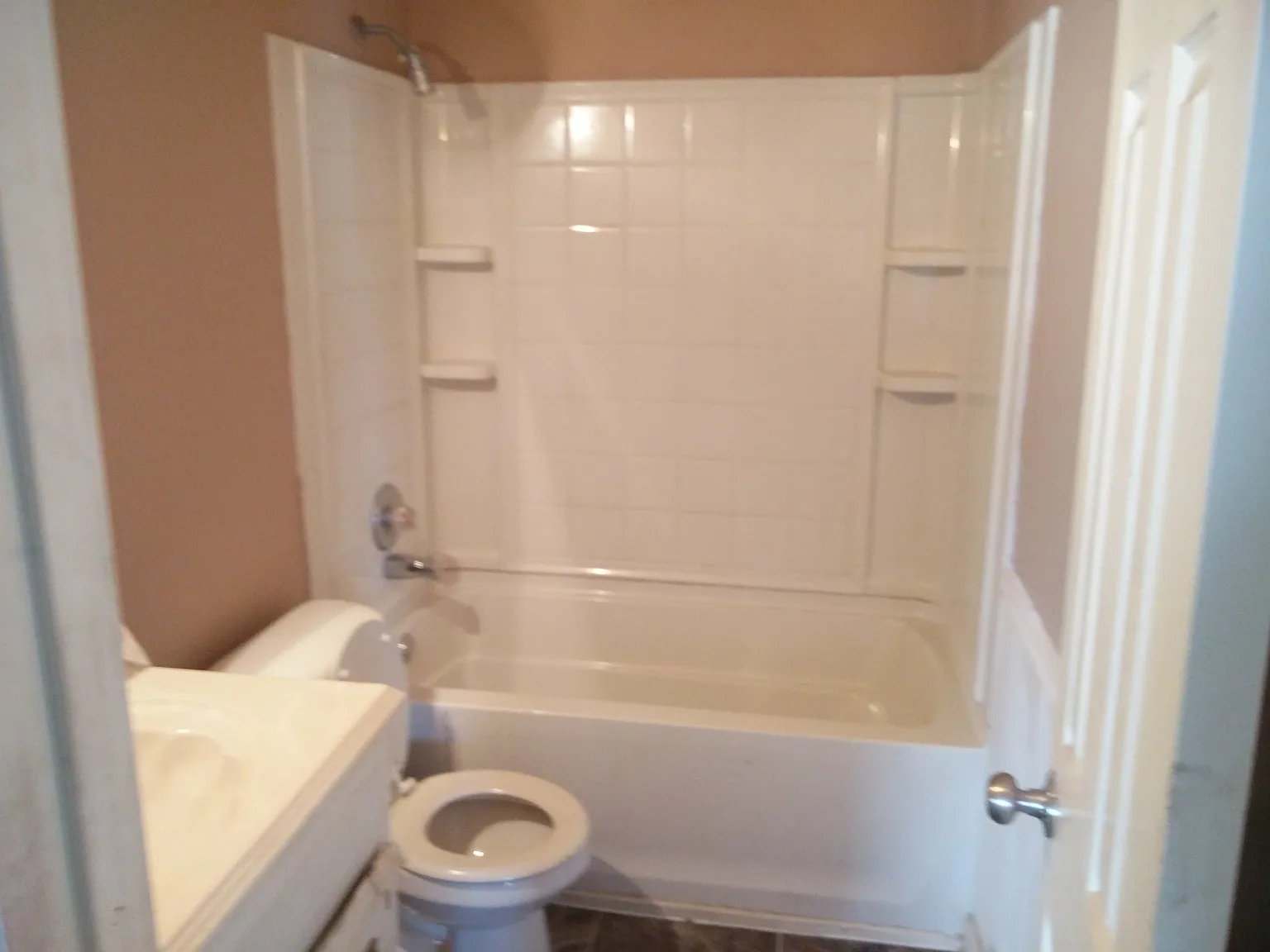 3 bed, 1.5 bath, 1134 sqft, $1,595 — Photo 4