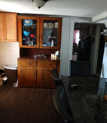 5th image of 212 Forest View Dr