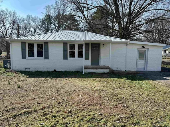 117 Georgia Ave, Trenton, TN 38382