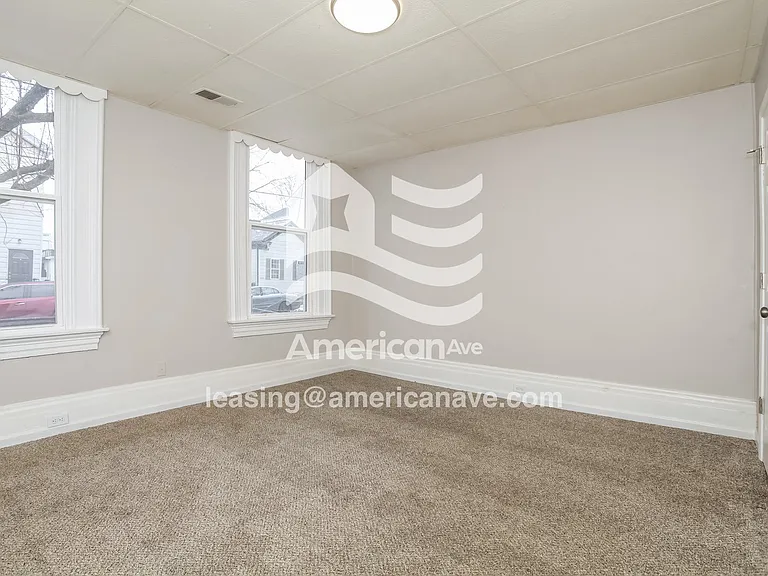 721886_007_wm_-_main_bedroom_13495724.jpg