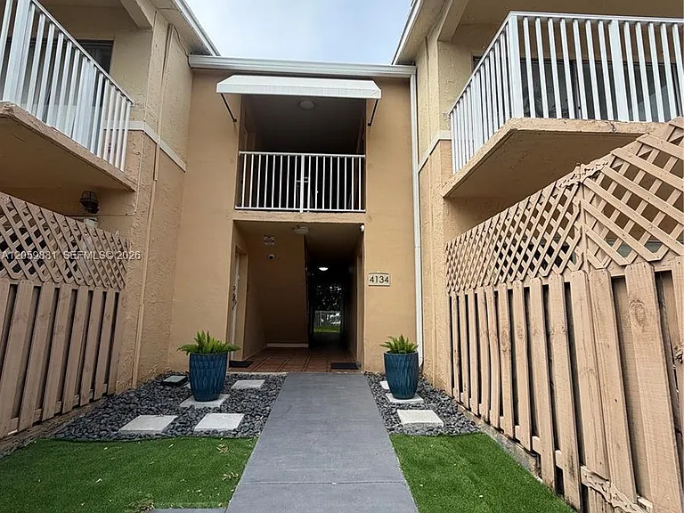 4134 NW 79th Ave #2A — Photo 3