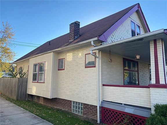 4th image of 13702 Thornhurst Ave