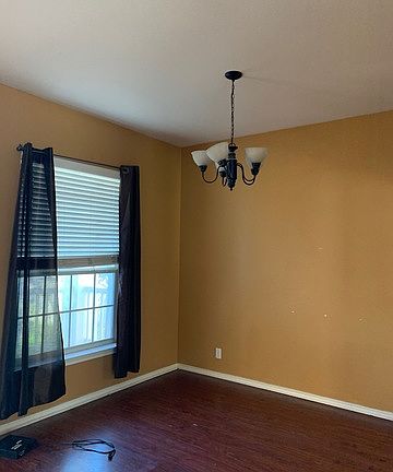 3rd image of 9706 Leighs Point