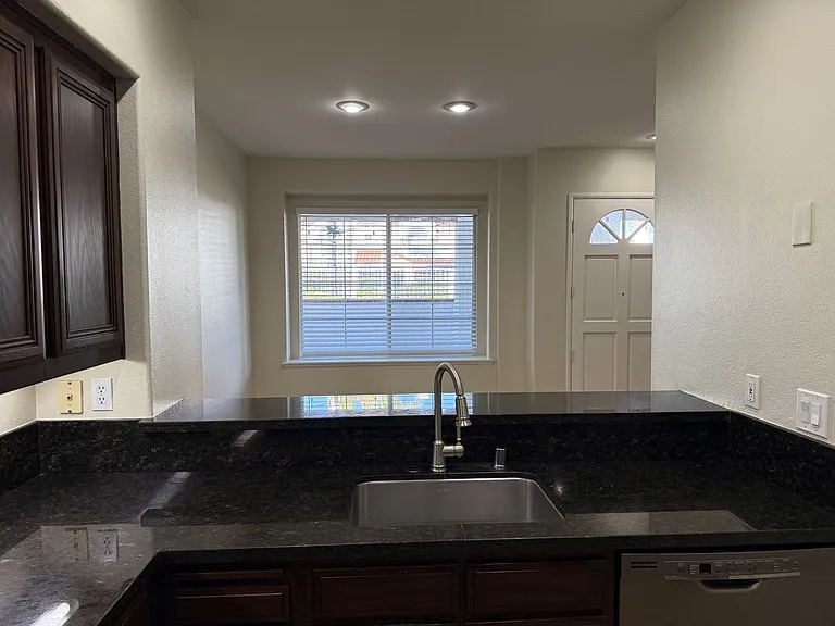 231 Camino Toluca — Photo 19