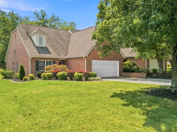 367 Paine Lake Dr, Sevierville, TN 37862
