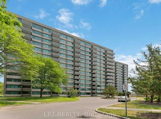 Brittany Place, Ottawa, ON K1K 4C5