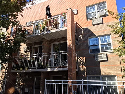 Rented by Astoria Realty | media 17