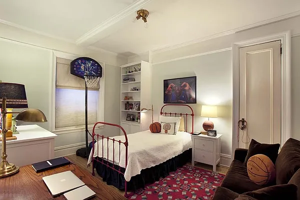 Sold by Stribling | media 3