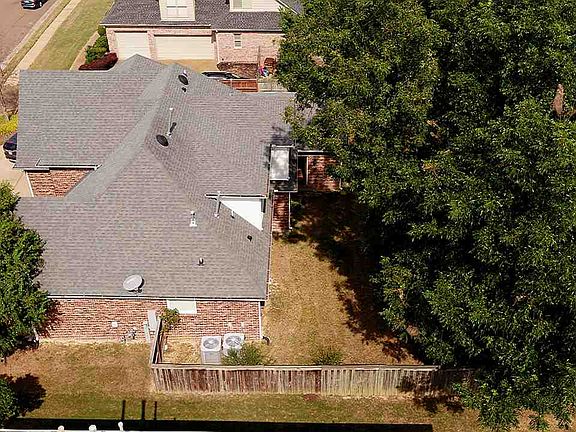3rd image of 8915 River Pine Dr