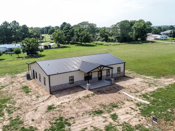 64 Reagan Dr, Eufaula, OK 74432