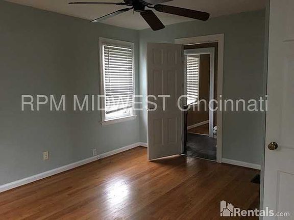 3rd image of 3303 S Sterling Way