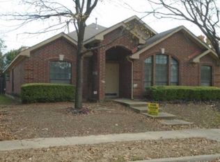 1606 Summers Dr, Cedar Hill, TX 75104