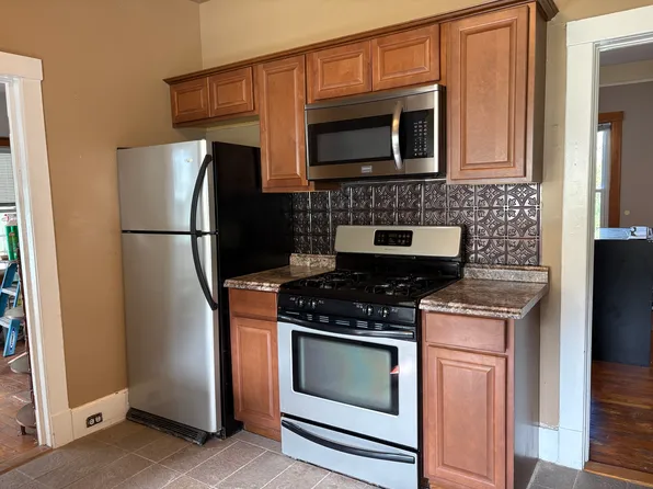 153 Main St, Chester, NY 10918