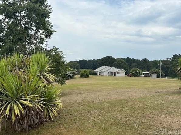 4987 E Hempstead St #3, Hope, AR 71801