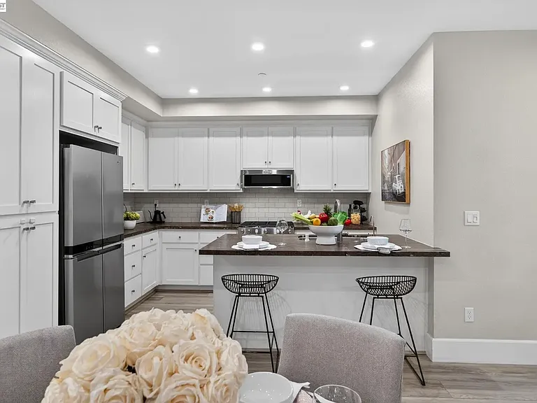 5425 Melissa Ln — Photo 4