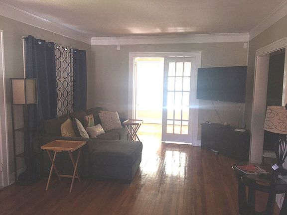 5th image of 1516 Mallory St