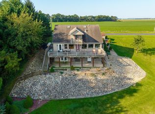 240 W Bellefontaine Rd, Pleasant Lake, IN 46779