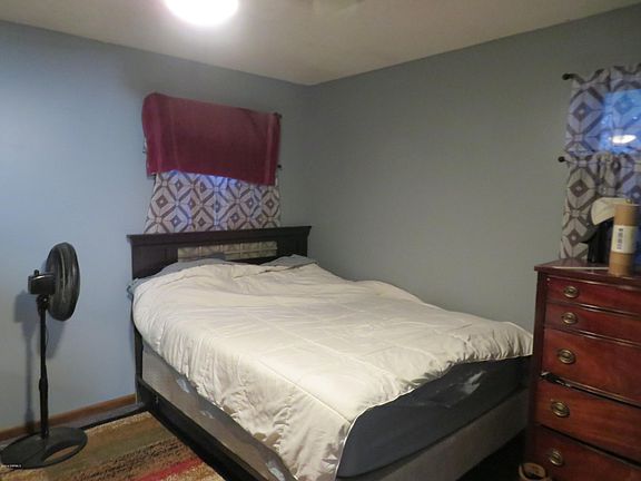 5th image of 4809 W Crescent Lake Dr
