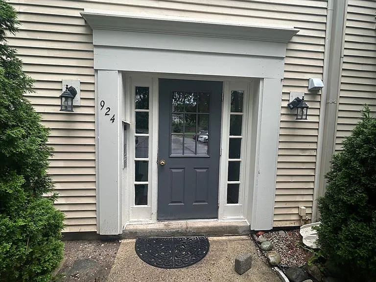 924 Chestnut Hill Dr #A — Photo 3