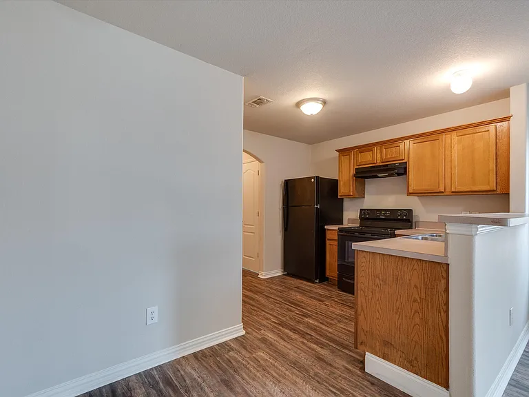 121 Cliff Heights Cir — Photo 10