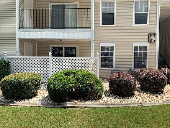 4th image of 1011 Ridgefield Dr