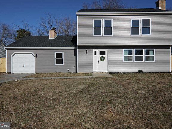 2nd image of 125 Applewood Dr