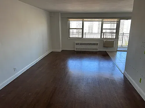 Shorecrest Towers — Photo 54