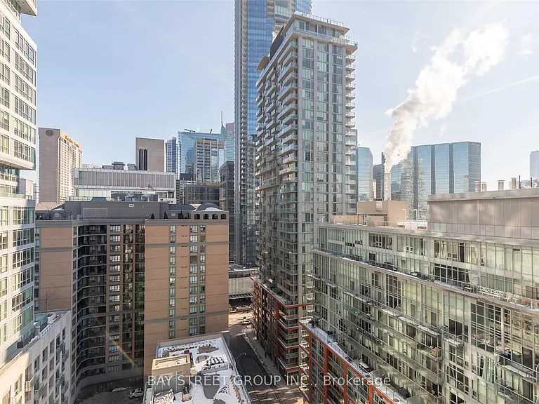 30 Nelson St E #1603 — Photo 8