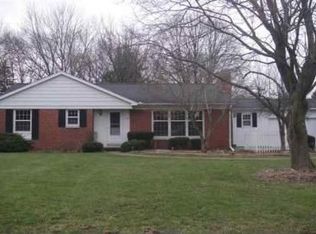 904 Rimrock Trl, Jackson, MI 49203