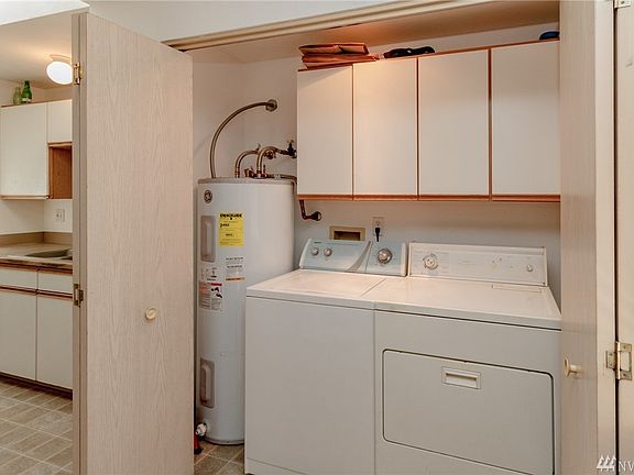 5th image of 114 134th Street Ct E