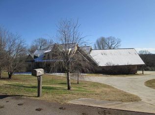 120 Cheoah Trl, Sweetwater, TN 37874