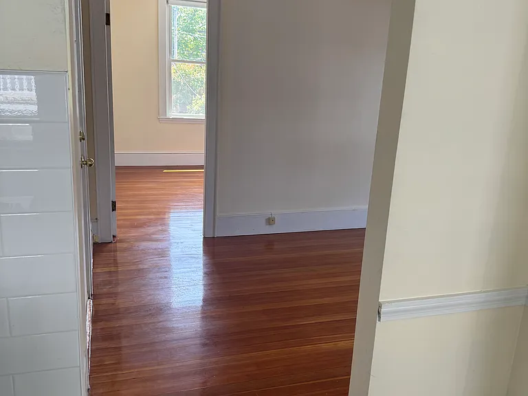 25 Chestnut St #2L — Photo 5