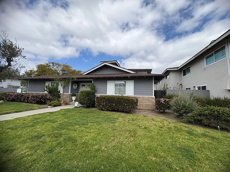 CitiZen South Bay on West 235th St. — Photo 15