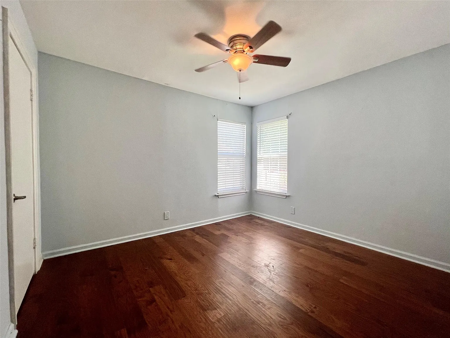 2 bed, 1.0 bath, 768 sqft, $1,950 — Photo 4