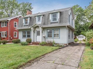 2508 Kenway Dr, Des Moines, IA 50310