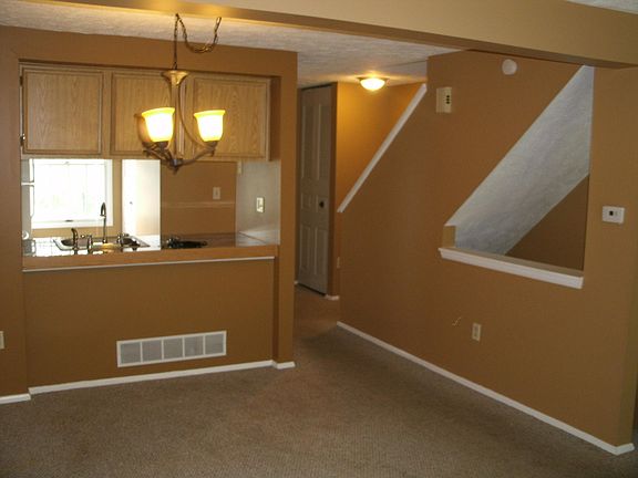 dining room/kitchen