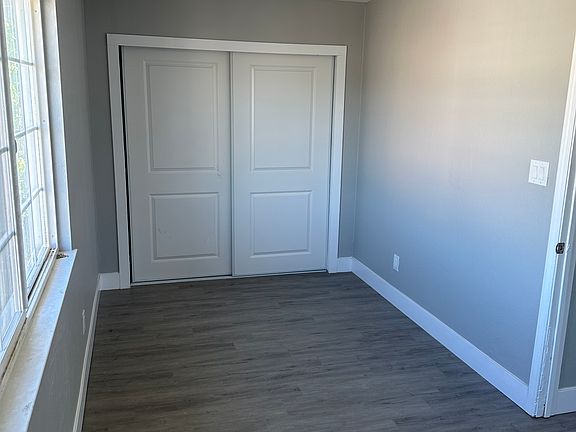 4th image of 1012 Roanoke Ave #3643