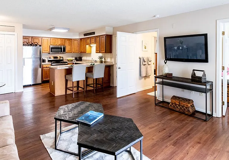Windsong Place Apartments — Photo 13