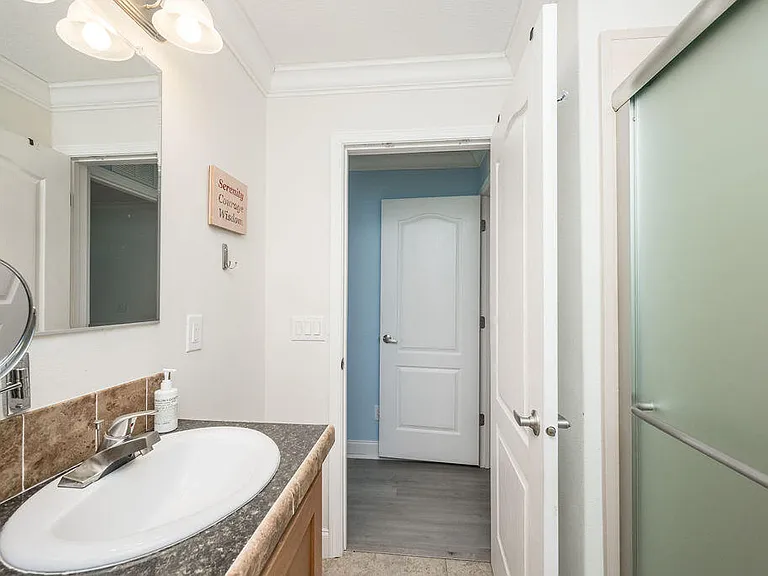59 Palm Dr — Photo 30