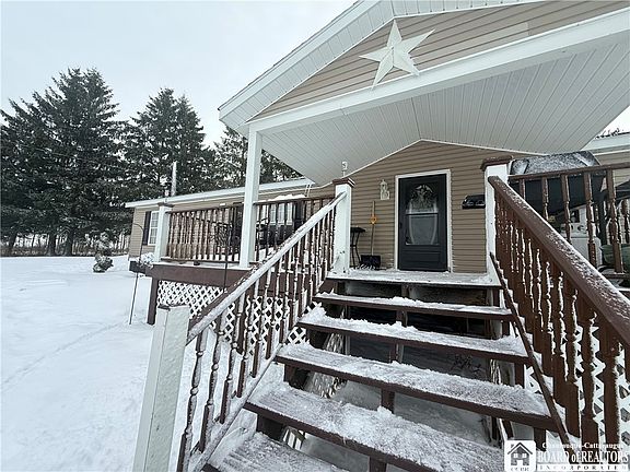 3rd image of 8845 Liebler Hill Rd