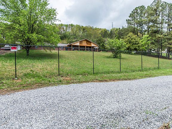 2nd image of 3430 Zion Ln
