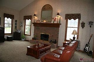 5th image of 7153 Colesbrooke Dr
