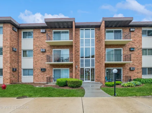 4137 W 97th Pl APT 311, Oak Lawn, IL 60453