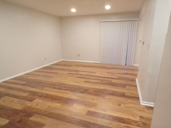 3rd image of 6427 Hallet St #6427