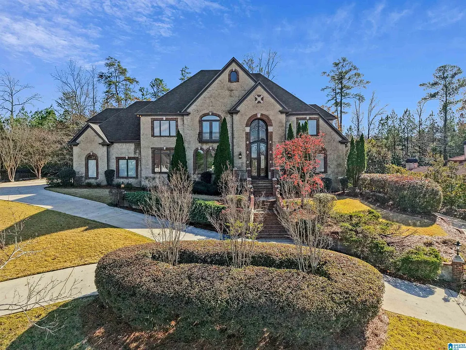 2005 Lake Heather Dr