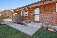 Yosemite Dr-S2210-005.jpg