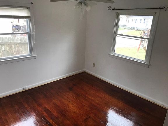 5th image of 1007 76th St