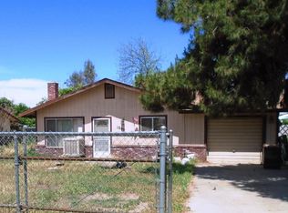 1090 W Roby Ave, Porterville, CA 93257