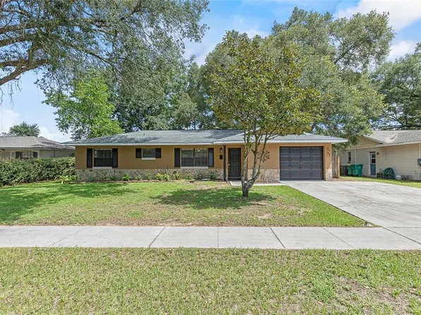2721 N Dellwood Dr, Eustis, FL 32726